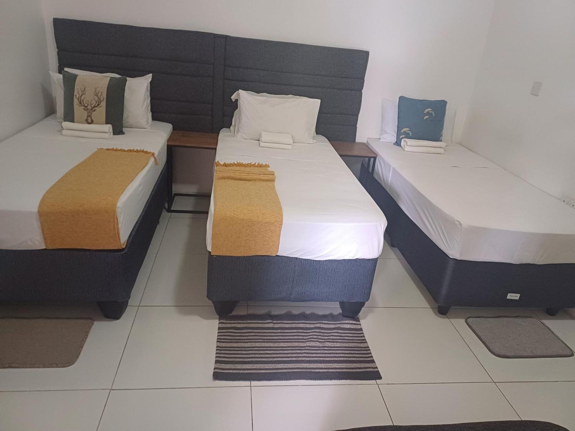 Jayla Homestay Маун Екстериор снимка